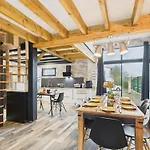 Maison Moderne - Jardin - Pour 8 Adultes 1 Enfant