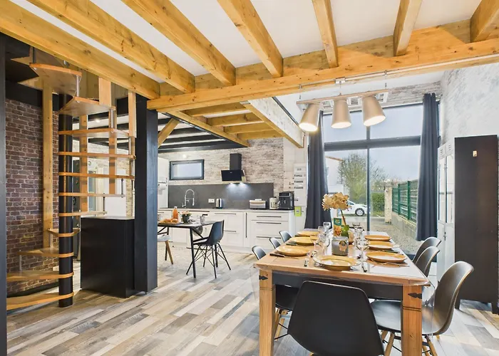 Maison Moderne - Jardin - Pour 8 Adultes 1 Enfant